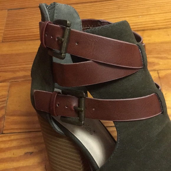 Shoedazzle Ankle Booties Forest Green Worn Once - Picture 6 of 8